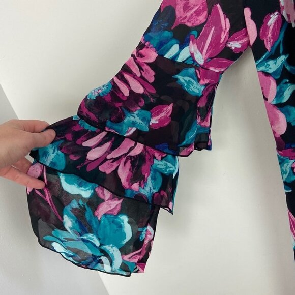 NEW Nordstrom Ruffle Bell Sleeve Tiered Floral‎ Mini Dress Size XS Charles Henry - Picture 4 of 10